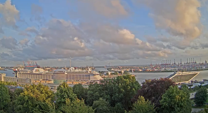 hamburg cruise port webcam