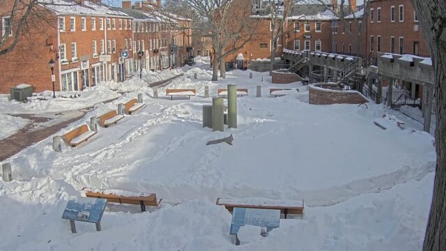 Live Webcam – Inn Street Fountain Splash Pad