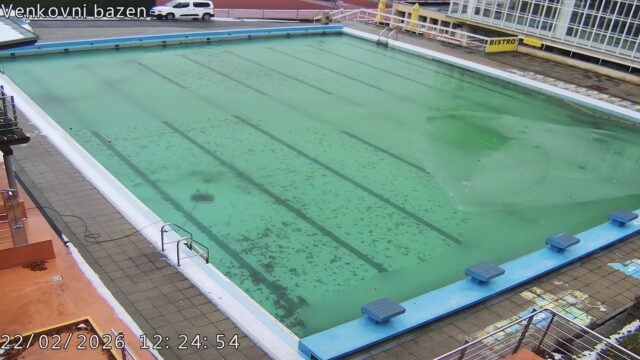Zlín Spa – Hradská Outdoor Pool Live Webcam