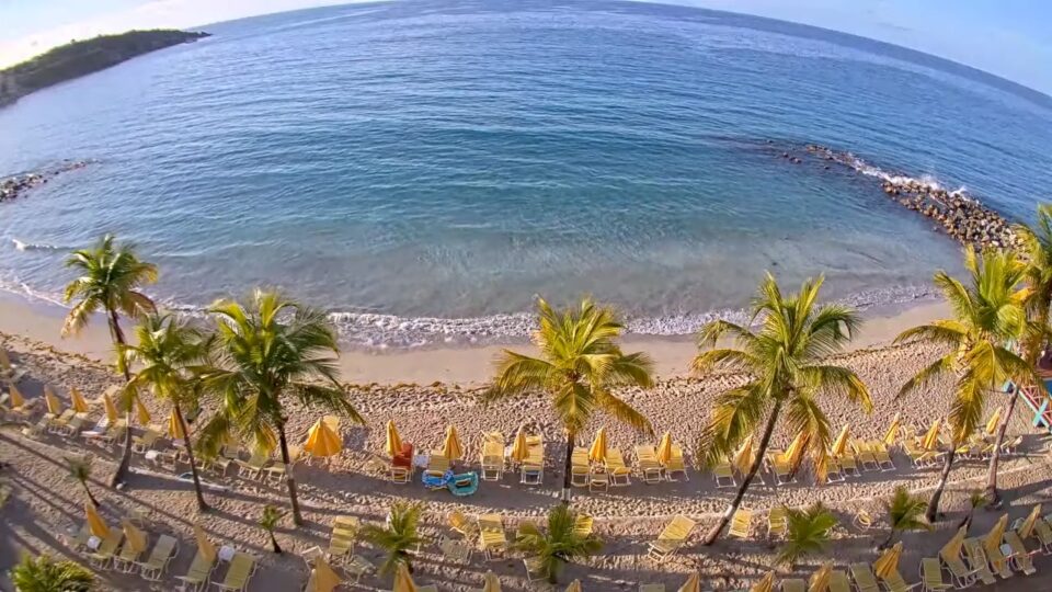 Little Bay Beach Cam, Sint Maarten