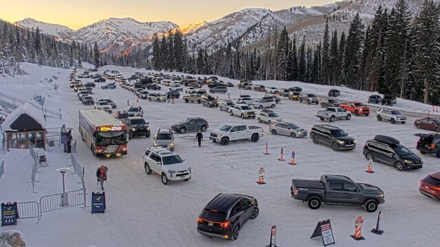 Moonbeam Parking Lot, Utah