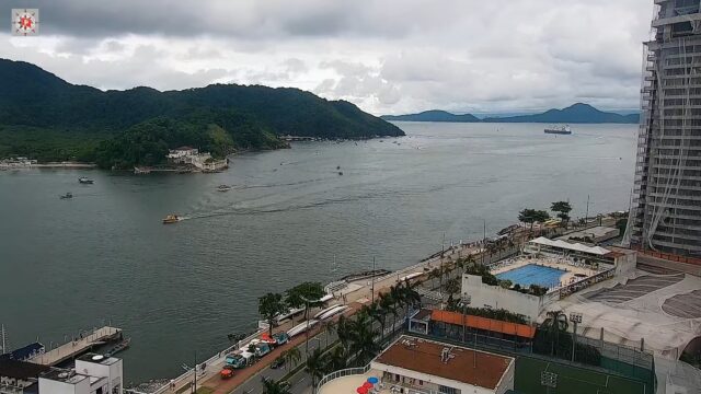 Live Webcam from Canal do Porto de Santos