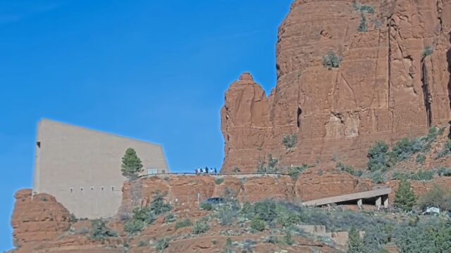 Chapel of the Holy Cross, AZ