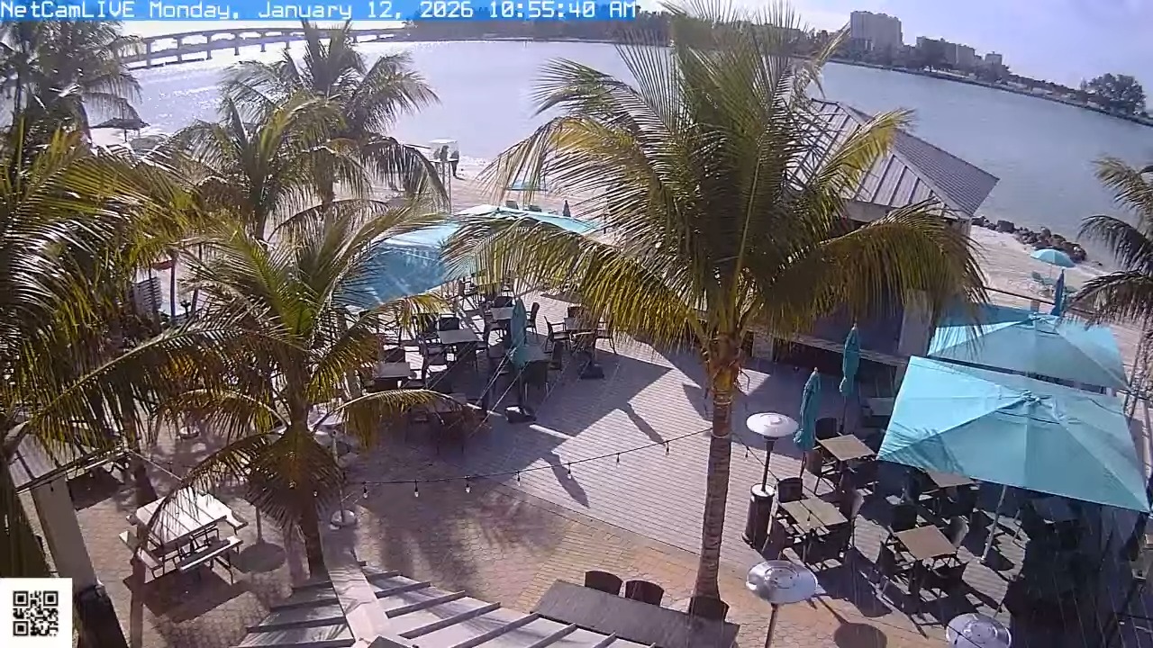 Shephard's Beach Resort, FL - Webcam Live Stream