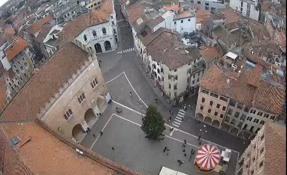 Piazza dei Signori Cam, Treviso