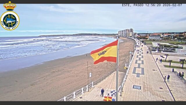 Playa de Salinas, East Cam