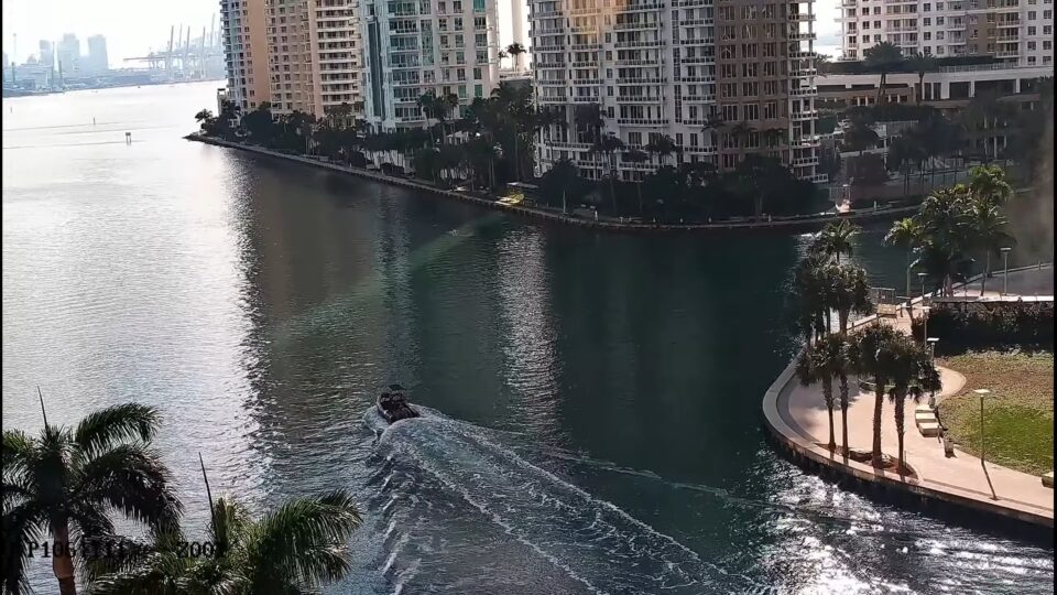 Miami River Live Webcam – Brickell & Downtown Miami, USA