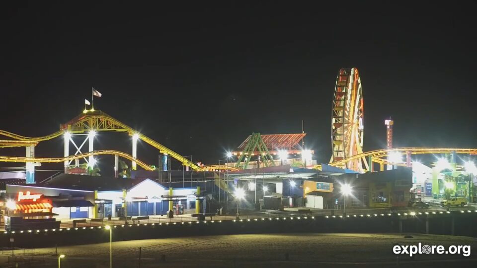 Santa Monica Beach Live, CA
