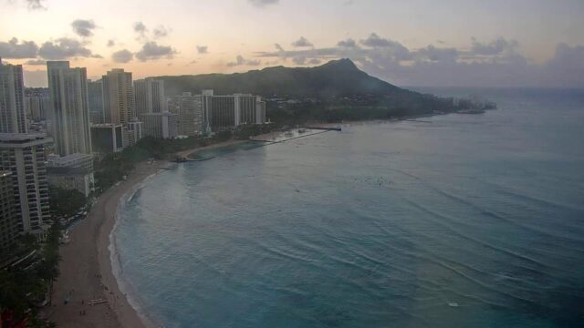Sheraton Waikiki Live Webcam – Waikiki Beach, Honolulu, Hawaii