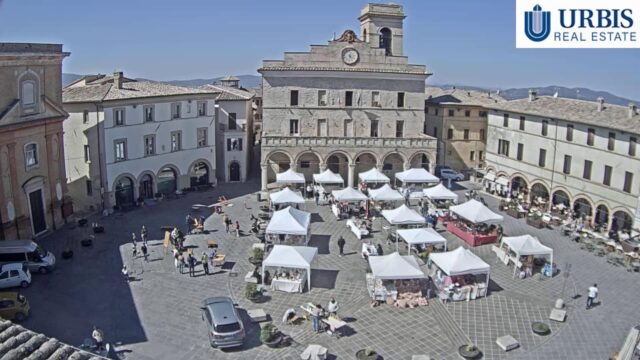 Piazza del Comune, Montefalco