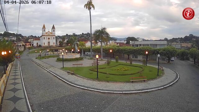 Praça Ary Parreiras Cam, Miracema